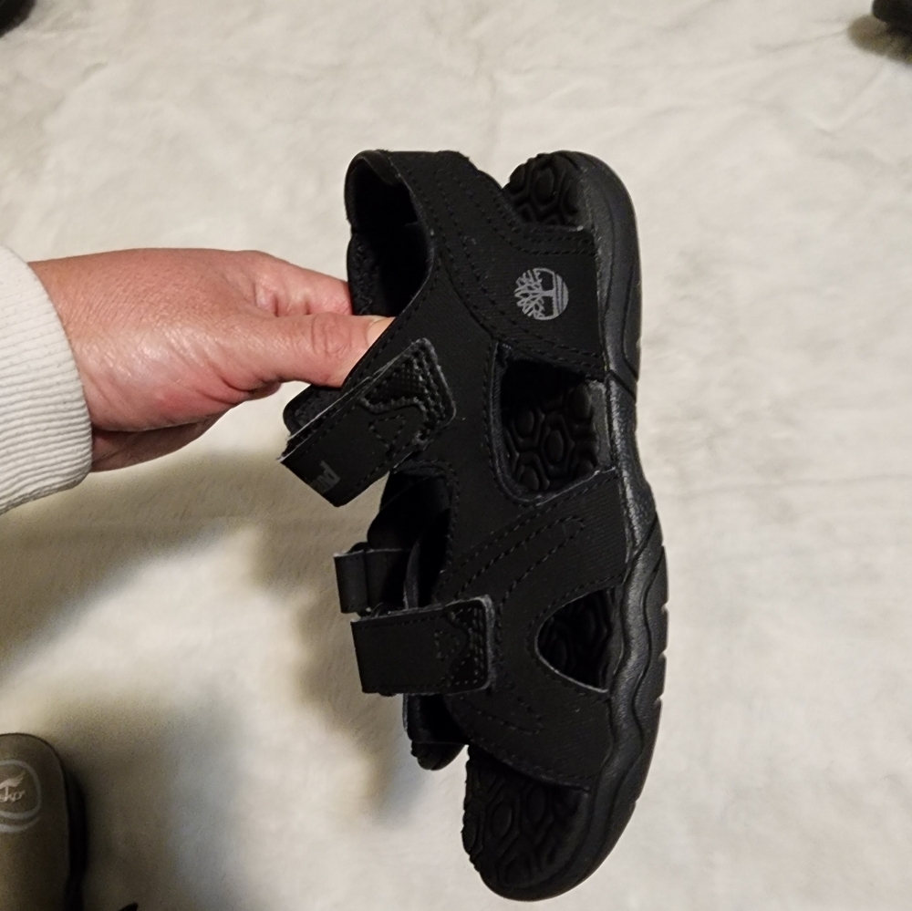 Timberland sandals shoes for boy's size 13